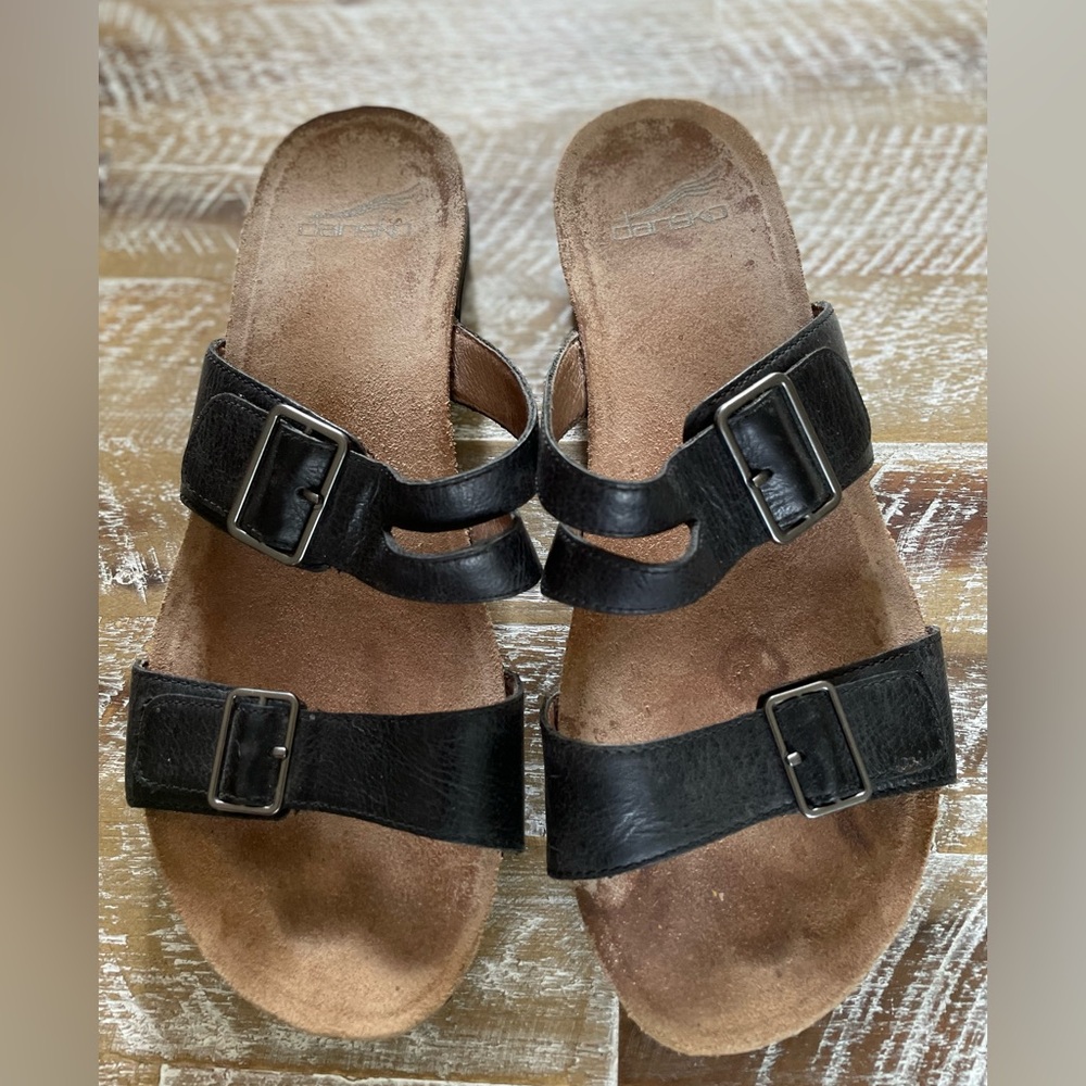 Dansko Rosie Black Leather Sandals